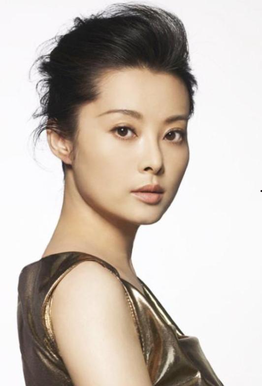 袁立更多娱乐圈爆料,独家爆料，揭开明星光环背后的真相  第1张